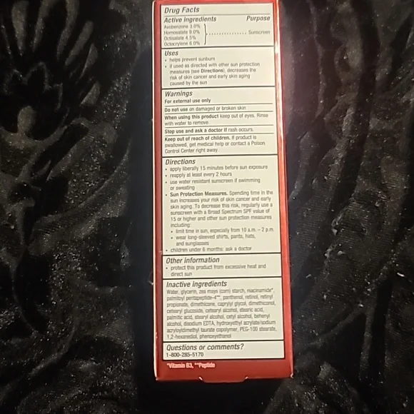 Olay Regenerist sunscreen moisturizer - Picture 2 of 2